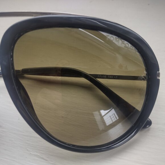 Tom Ford Sunglasses Brown Gradient Lenses with Case main image 14